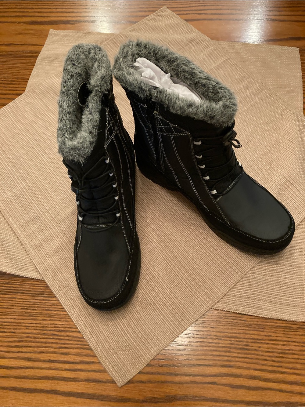 totes Black Winter Lace-Up Boots with Gray Faux Fur Collar
